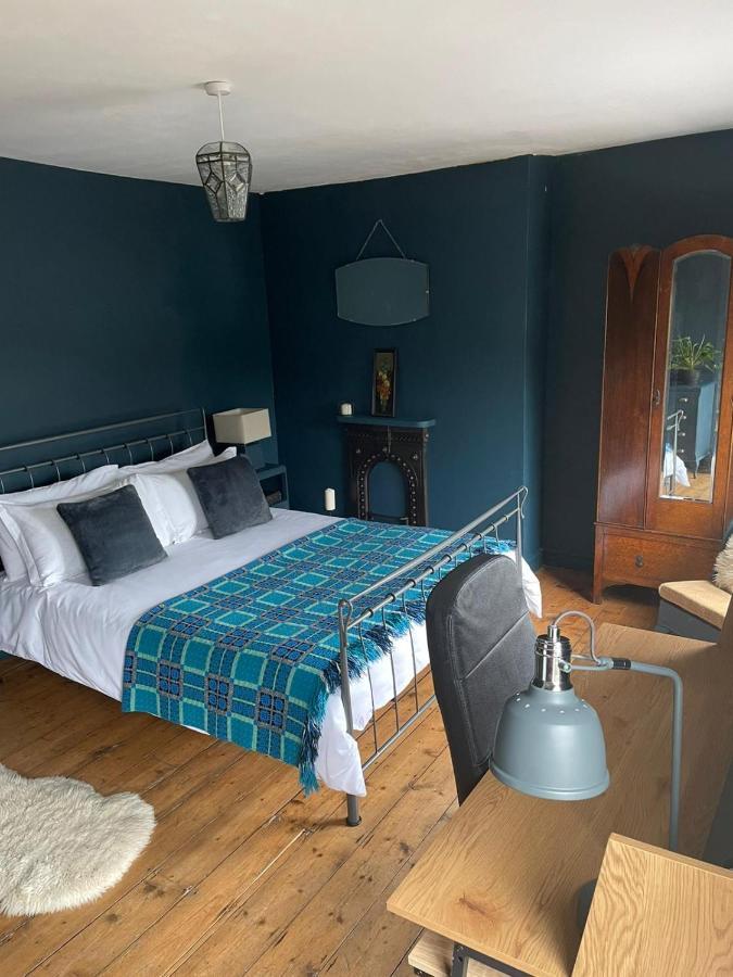 Efail Y Garn Bed & Breakfast Swansea